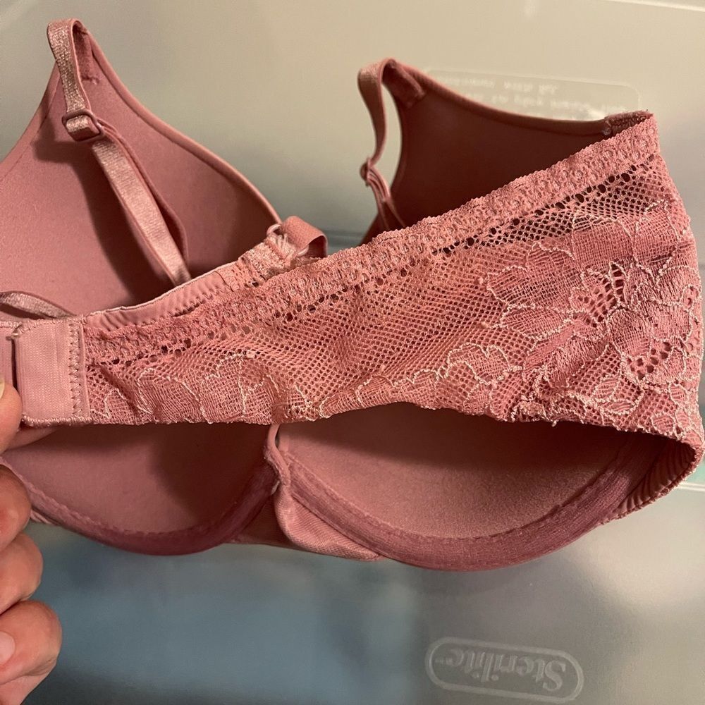 Victoria’s Secret and PINK lot of 4 bras, all size 32D - Picture 4 of 10
